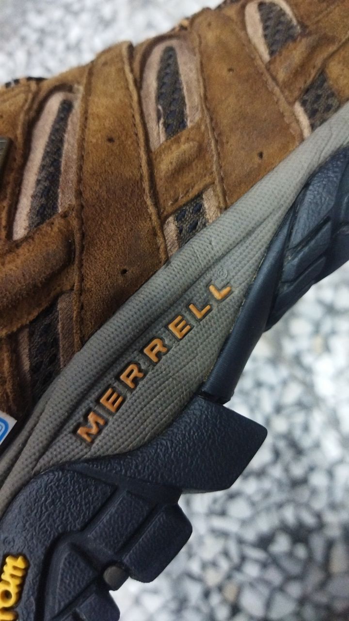 بوت کوهنوردی استوک